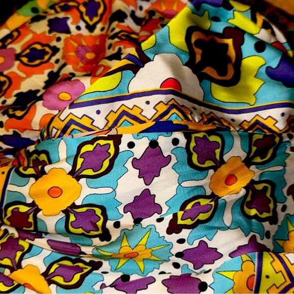 NWT ZARA silk colorful robe - Picture 5 of 5